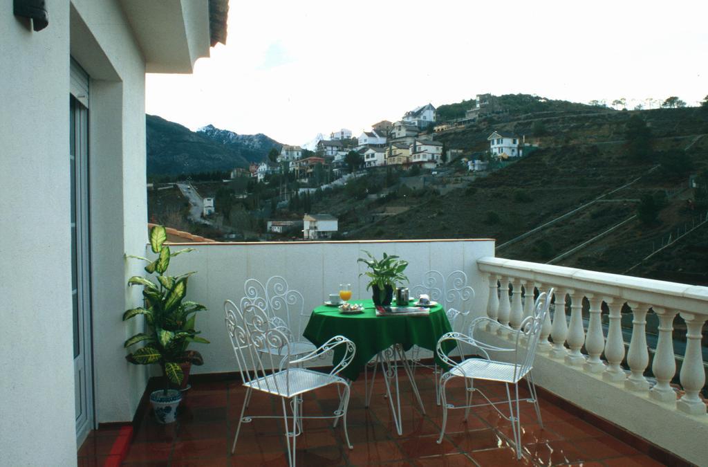 Apartamentos Turisticos Cumbres Verdes La Zubia  Δωμάτιο φωτογραφία