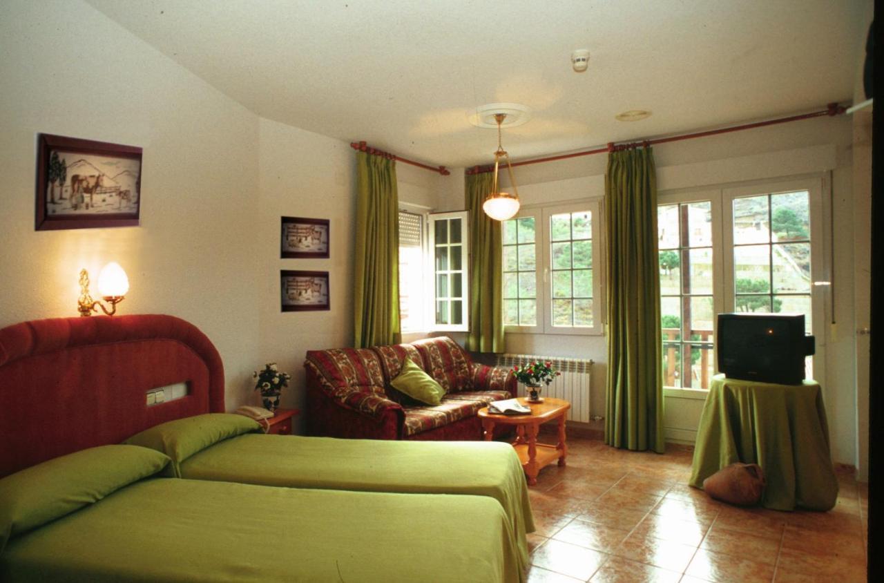 Apartamentos Turisticos Cumbres Verdes La Zubia  Εξωτερικό φωτογραφία