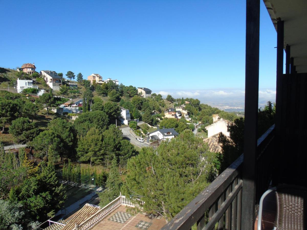 Apartamentos Turisticos Cumbres Verdes La Zubia  Εξωτερικό φωτογραφία